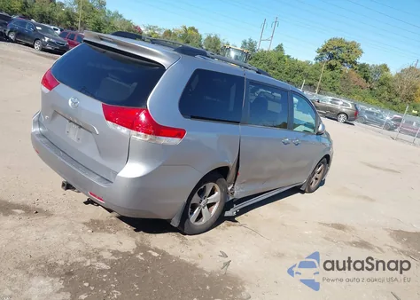 2012 Toyota Sienna Le V6 8 Passenger from USA, damaged, VIN 5TDKK3DC0CS229448